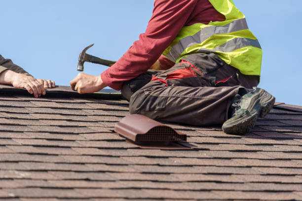 Quick and Trustworthy Emergency Roof Repair Services in Country Clu, FL